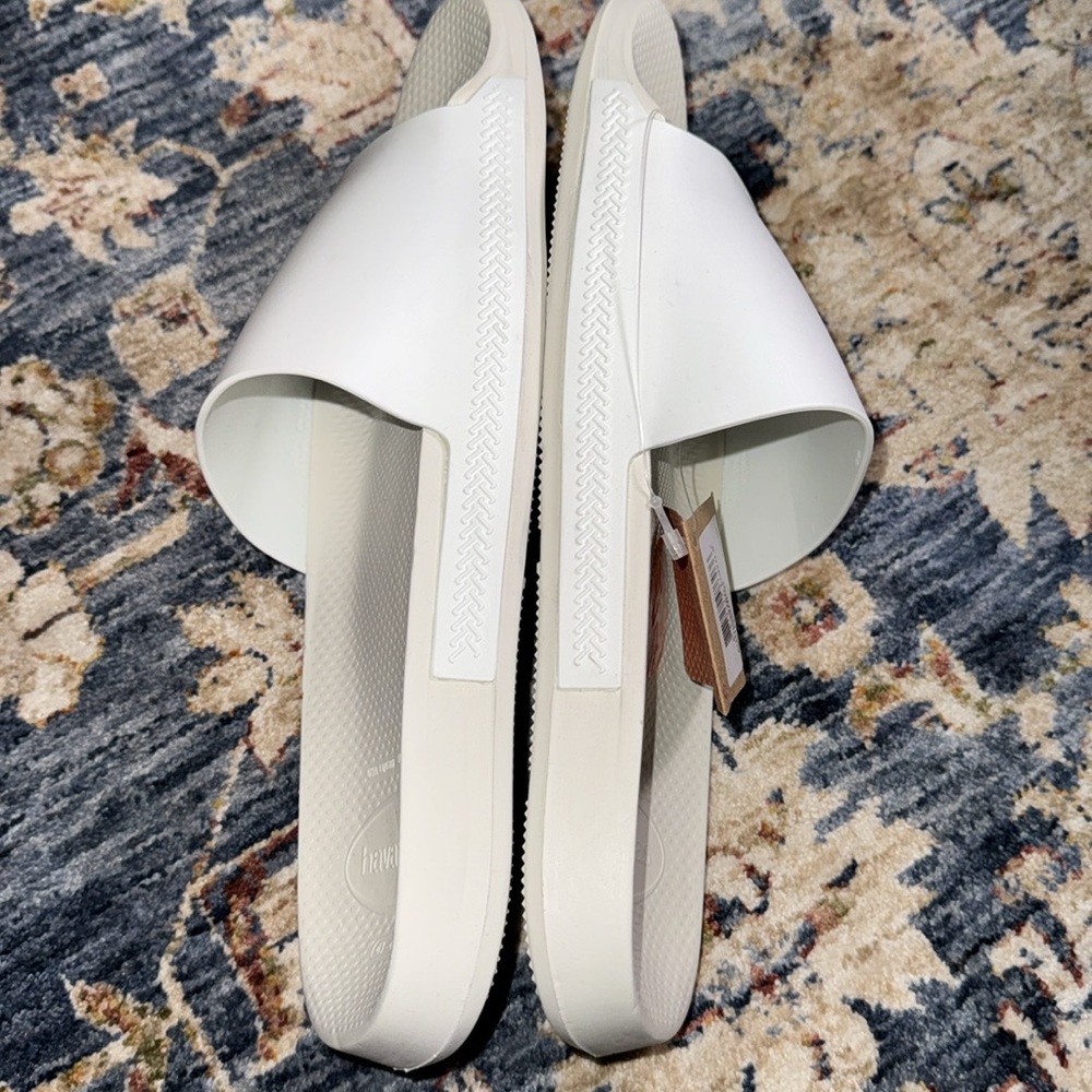 NEW Havaianas Men’s White Sandal/Shoe/Slides NWT Size Men 11/12 - Picture 14 of 14